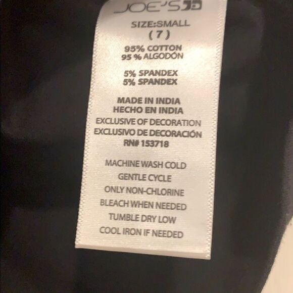 Joe’s black short sleeve - Picture 5 of 7